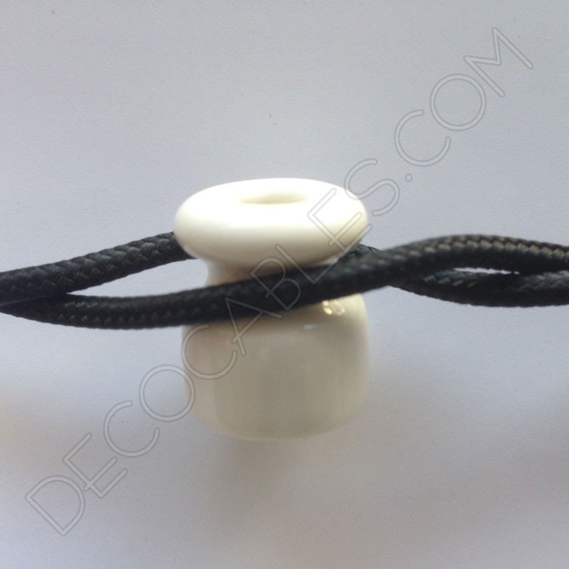 Aislador de porcelana para cable trenzado Aislador de porcelana para cable trenzado