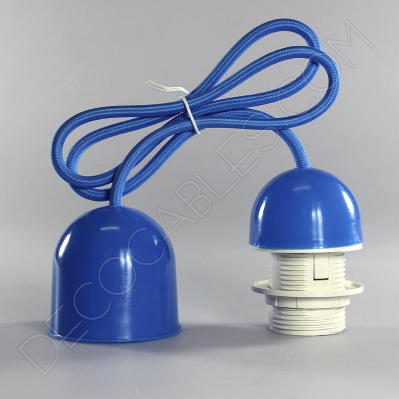 Lámparas colgantes para pantallas en suspensión con cable textil a juego en color azul Lámparas colgantes para pantallas en suspensión con cable textil a juego en color azul
