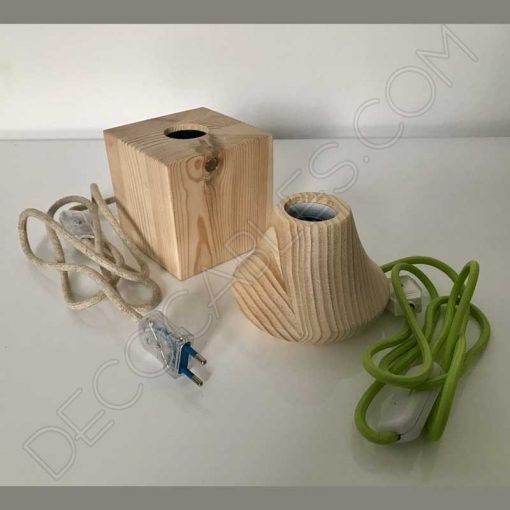 Lámpara de Madera modelo Cono 4 Lámparas sobremesa cuadrada y cono de madera