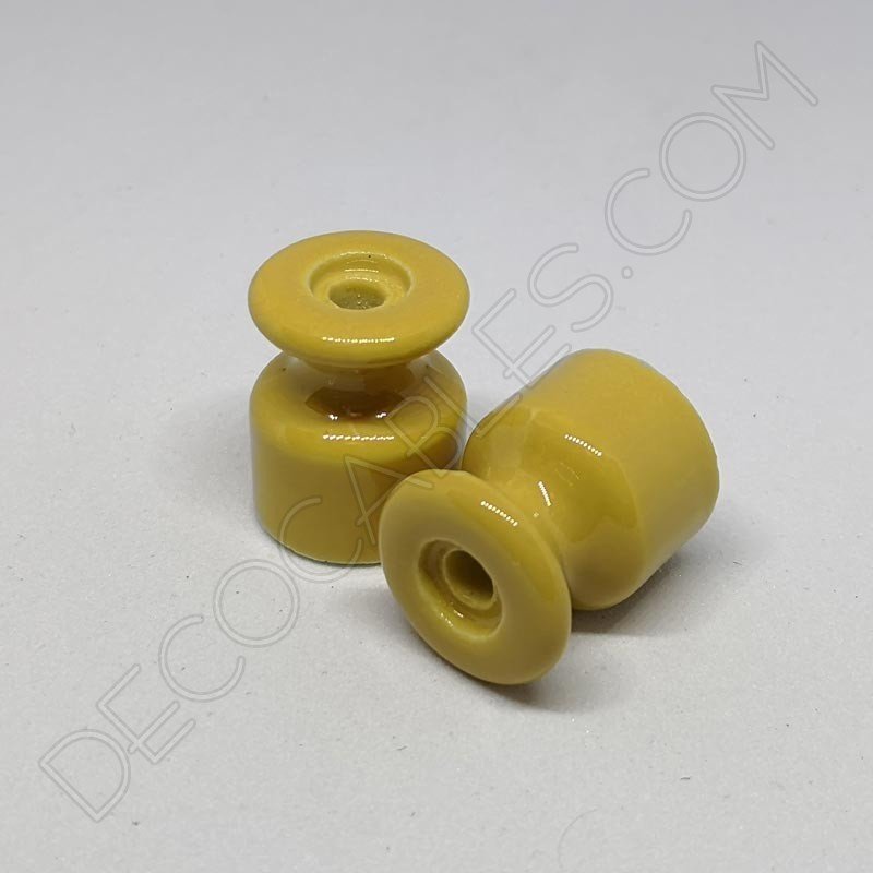 Aislador de porcelana para cable eléctrico trenzado ocre Aislador de porcelana para cable eléctrico trenzado ocre