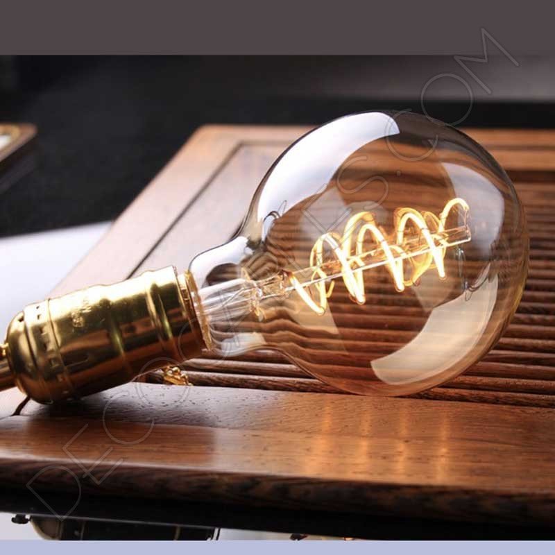 Bombilla globo filamento led espiral ámbar 4 vatios Bombilla globo filamento led espiral ámbar 4 vatios