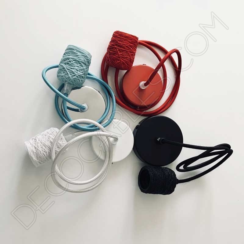 Lámpara colgante con portalámparas textil de algodón en varios colores Lámpara colgante con portalámparas textil de algodón en varios colores