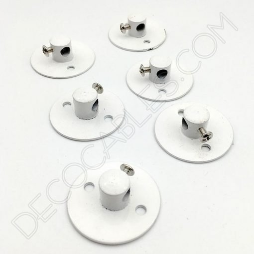 Sujeción metálica para cables