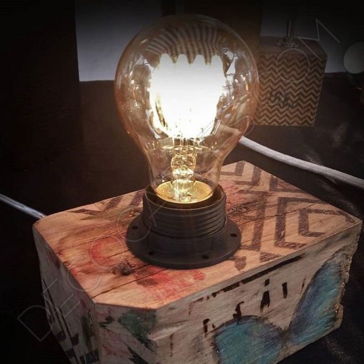 Bombilla estándar filamento Led espiral 4W 3 Bombilla led estándar transparente filamento espiral 4W luz cálida