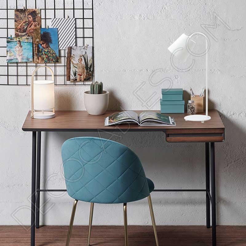 Flexo de estilo nórdico contemporáneo en color blanco modelo Finlandia 1xE27 Flexo de estilo nórdico contemporáneo en color blanco modelo Finlandia 1xE27